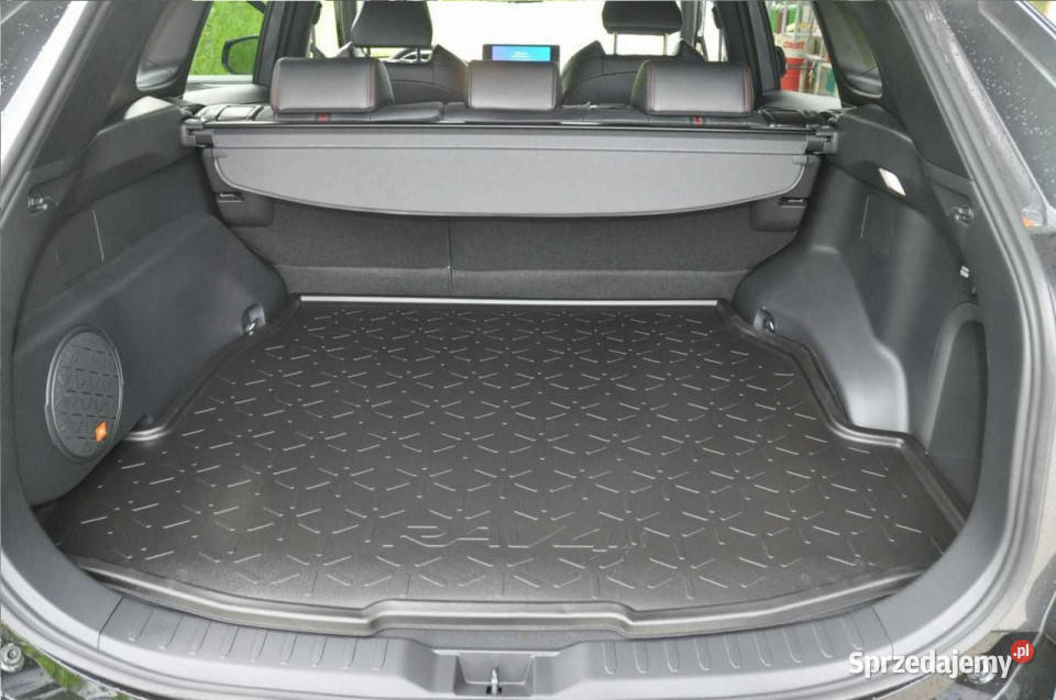 Toyota RAV4 Plugin 4x4 306 Selection SuperNiska Szczecinek sprzedam