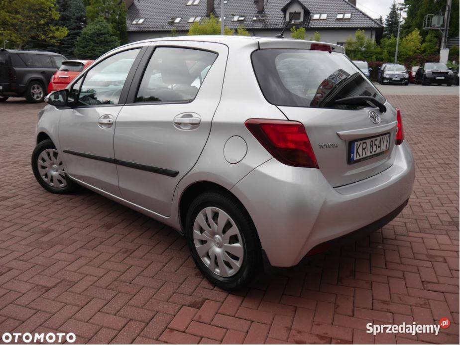 TOYOTA YARIS 1 WŁAŚCICIEL SALON POLSKA 99KM