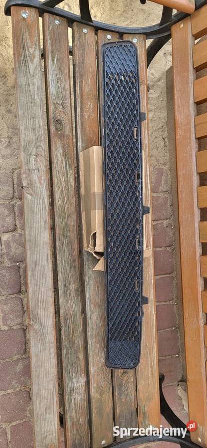 Halogen lewy prawy kratka zderzaka mercedes w204 Łowicz