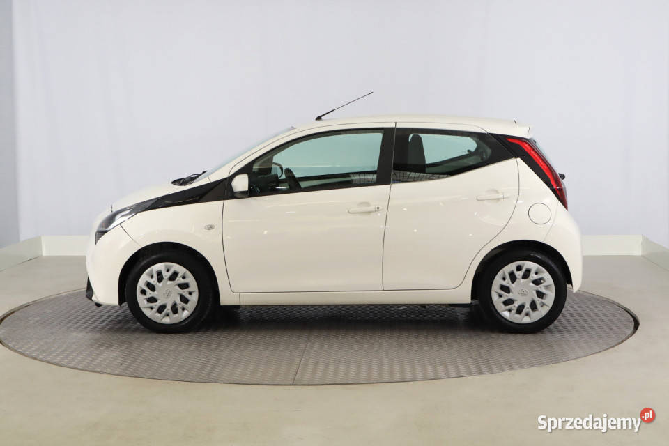 Toyota Aygo 10 VVTi elektryczne lusterka śląskie
