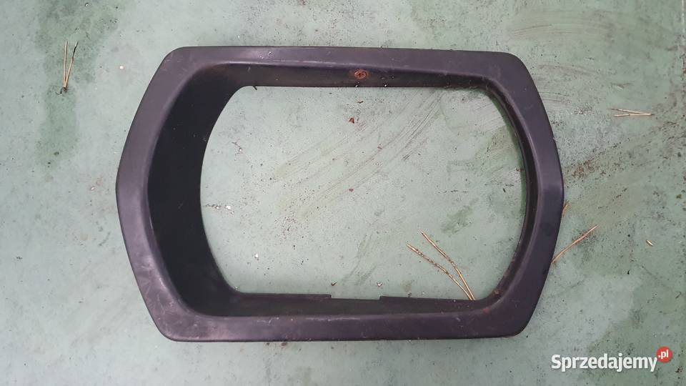Ramki do lamp przednich Wartburg 353 sprzedam