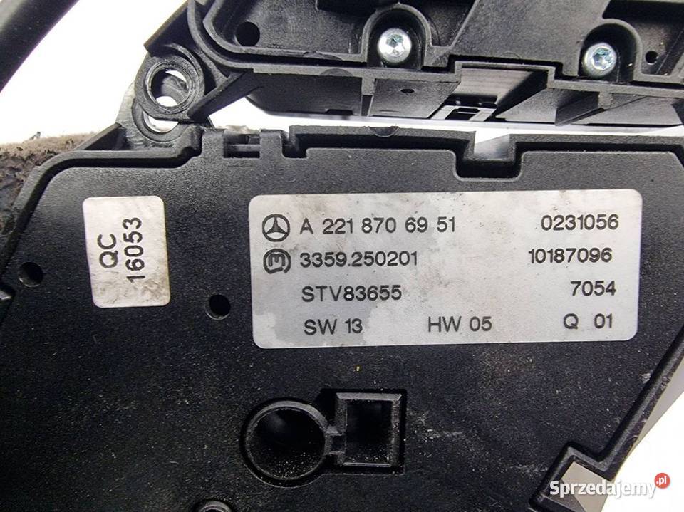 PRZYCISK MERCEDES W 221 A2218706951 Pozostałe Lipno sprzedam