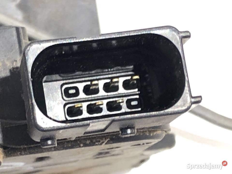 ZAMEK DRZWI PRAWY PRZÓD OPEL CORSA D Hatchback sprzedam