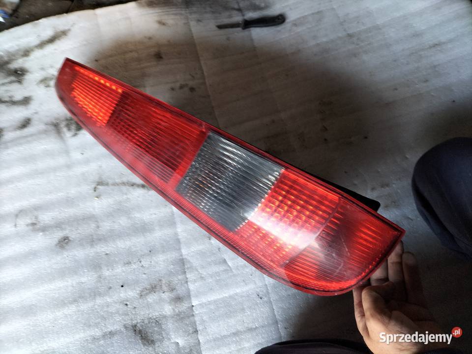 Ford Fiesta VI LAMPA TYLNA TYŁ LEWA Kamień-Kolonia