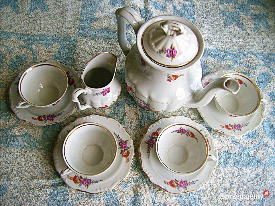 Zestaw kawowy Wałbrzych porcelana z PRLu z lat