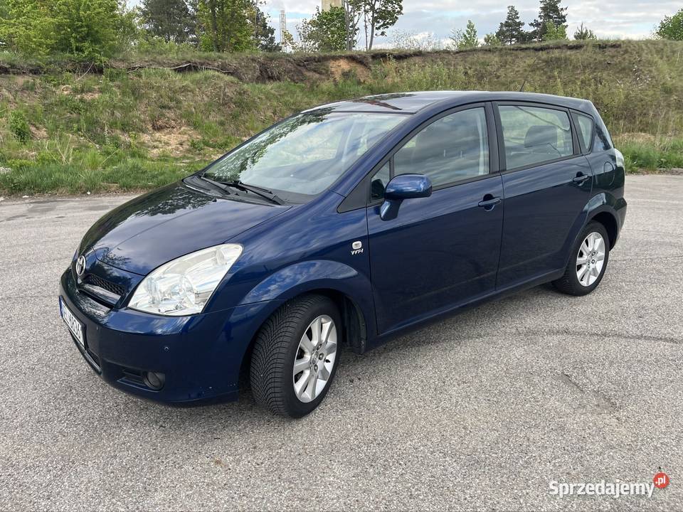 Toyota Corolla Verso Ełk