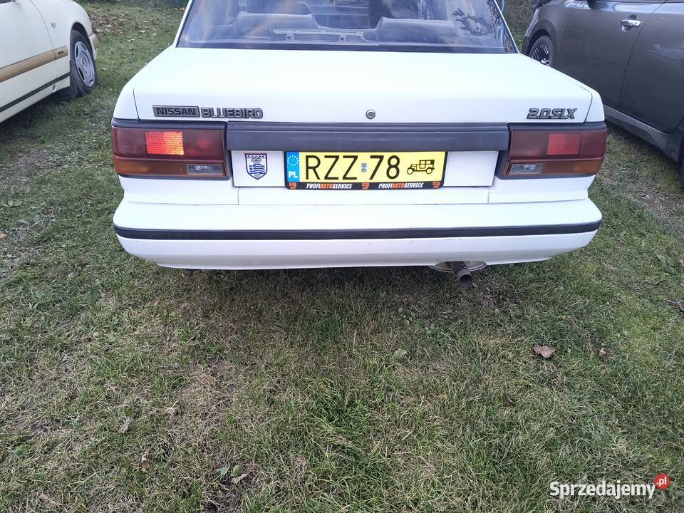 Nissan Bluebird 20 B automat nieuszkodzony Zabratówka