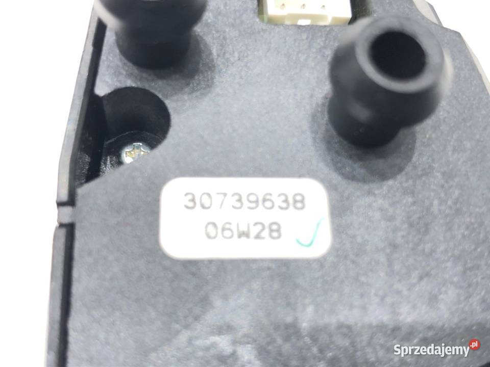 PRZEŁĄCZNIKI KIEROWNICY VOLVO V50 30739638 0312 osobowe