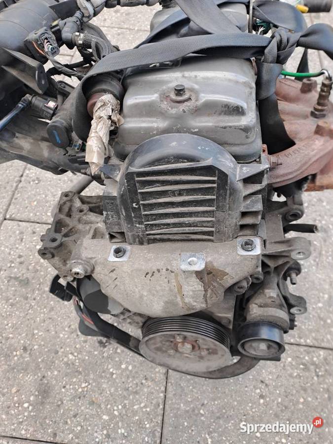 Citroen C3 14 silnik kompletny kod KFV Jastrzębie-Zdrój