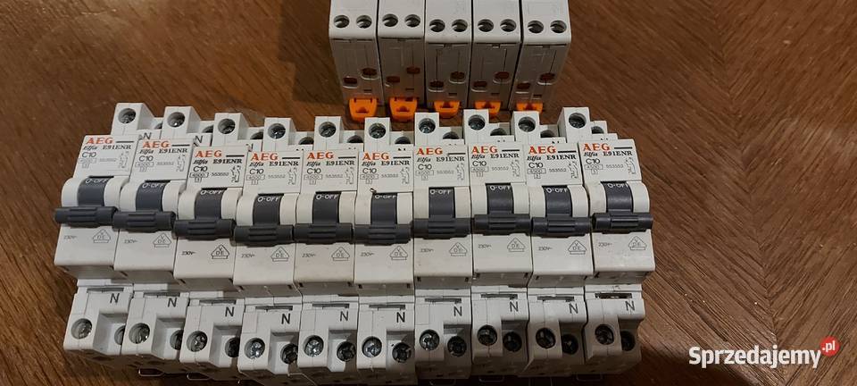 Zabezpieczenia elektryczne Legrand Bocheniec sprzedam