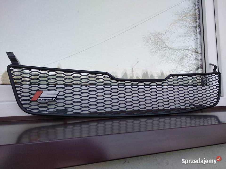VW Passat B5 przedlift grill atrapa przednia osobowe łódzkie Sieradz