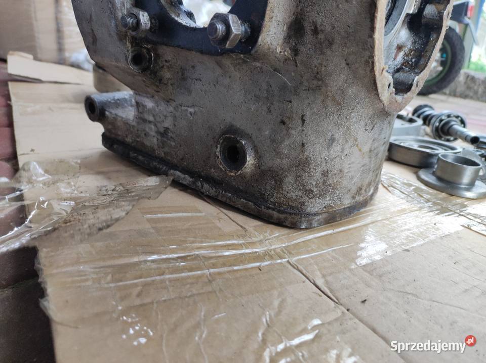 Obudowa blok kadłub silnika K750 1959 roku Leszno sprzedam