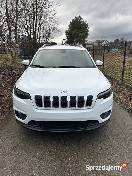Jeep Cherokee 24 Benzyna 180 LED CarPlay Automat Sumina