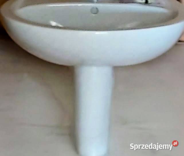 Umywalkę z postumentem sprzedam sprzedam