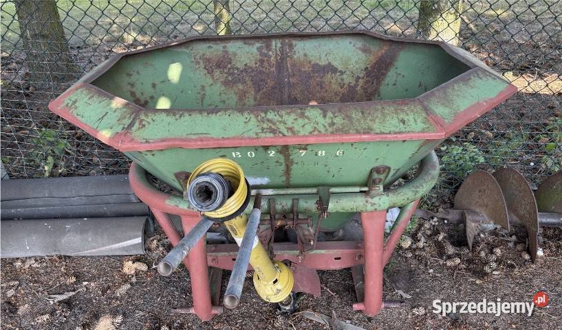 Rozsiewacz amazone 400 litrów nieuszkodzony Pokój sprzedam