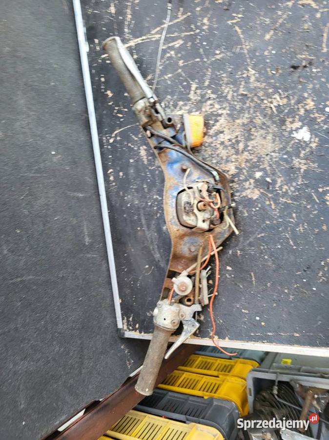 SUZUKI KIEROWNICA UBRANA ALE BEZ LICZNIKA Kierownice motocyklowe sprzedam