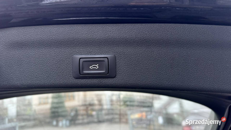 Audi A6 Avant asystent pasa ruchu pomorskie