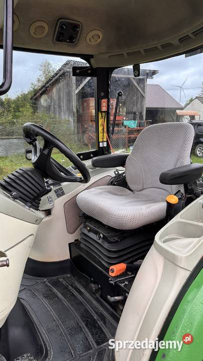 JOHN DEERE 4049R TUZ ŁADOWACZ CZOŁOWY ŁYŻKA John Deere Gdańsk