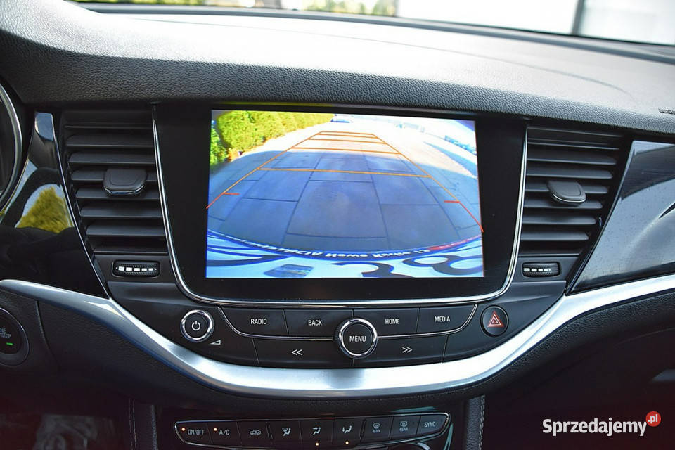 Opel Insignia 14T 150 Led PółSkóra Navi Kamera wspomaganie kierownicy Nowe Kucice sprzedam