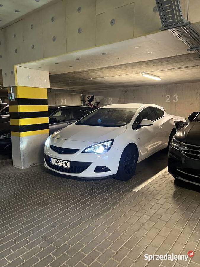 OPEL ASTRA j Świdnik