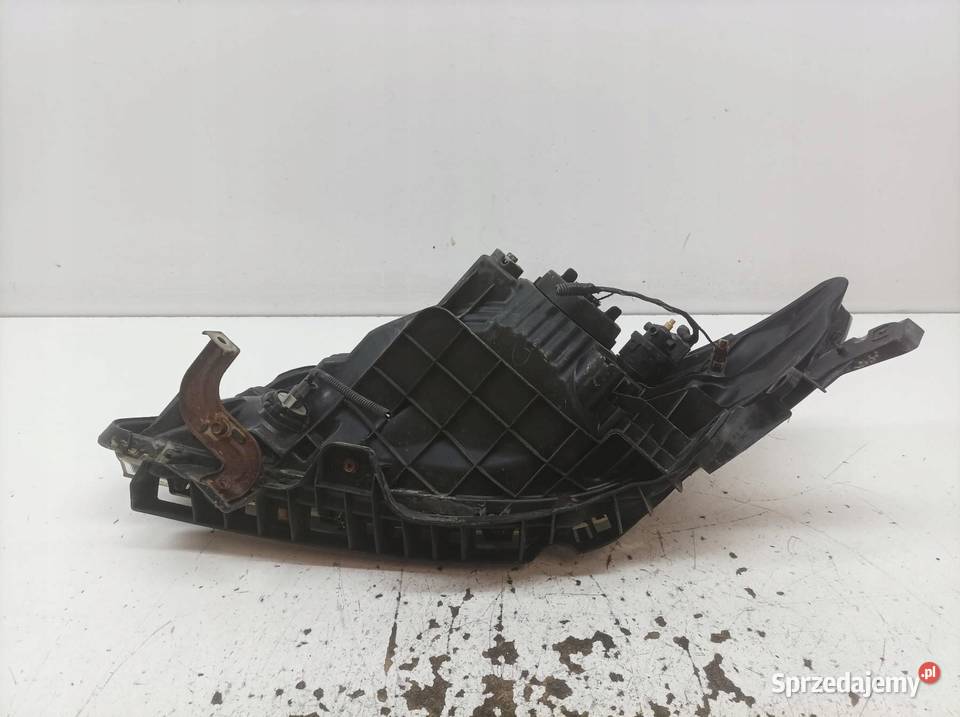 LAMPA PRZÓD PRAWA EU Honda City V 20072013