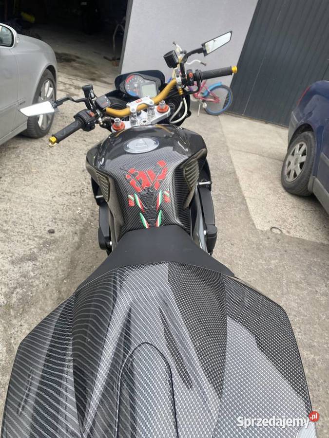 aprilia rsv1000 tuono