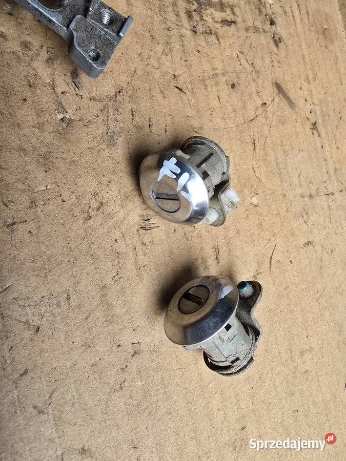 Suzuki Ignis FH 0003 zestaw startowy stacyjka Legnica