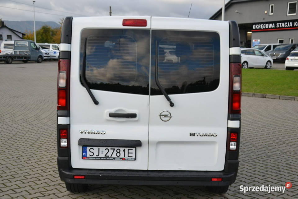 Opel Vivaro 16 cdti 125 6biegów 9osobowy 2x 125KM Kęty sprzedam