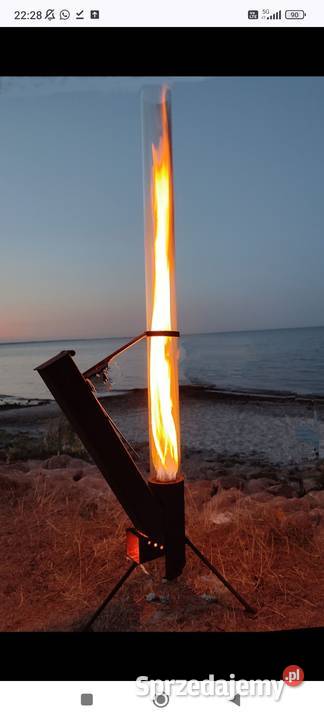 Parasol grzewczy promiennik ogrodowy na pellet