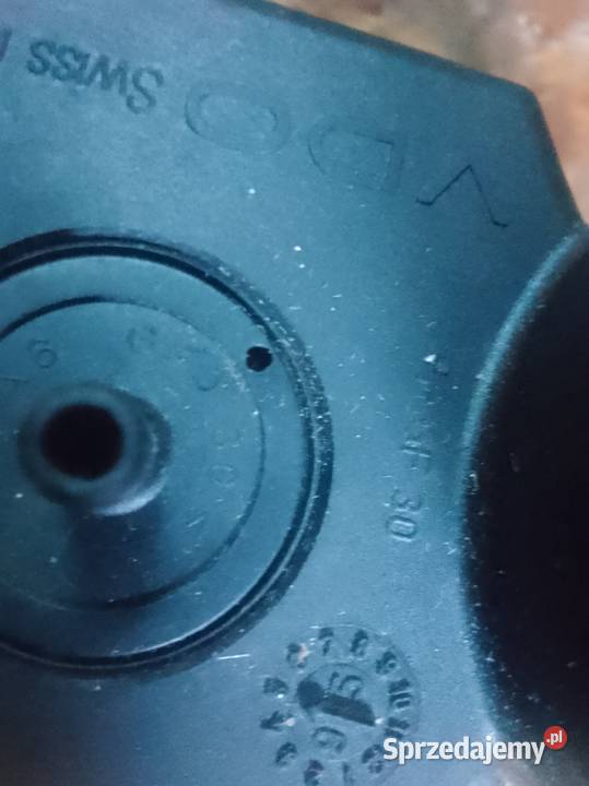 Pompka centralnego zamka Audi 80 B4 1995 Cewice