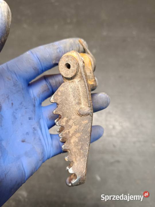 Podnóżek stopka podpora kierowcy części Suzuki Gołaczewy