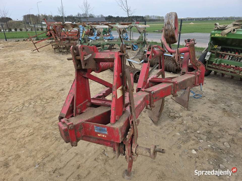 Pług skjold 3 skibowy zagon Sieradz