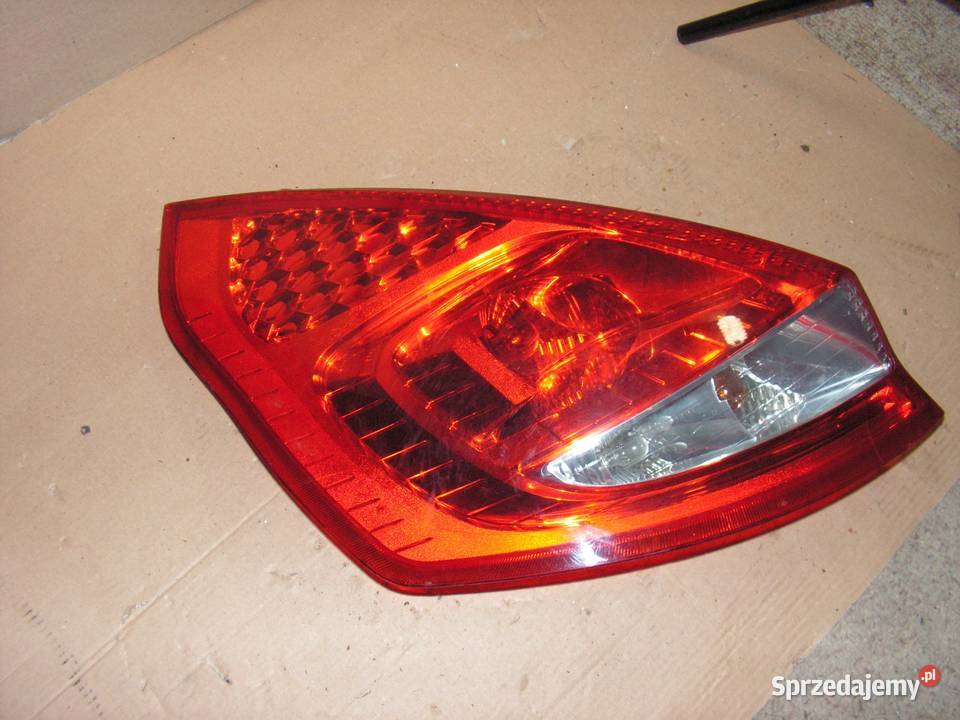 LAMPA TYŁ LEWA FORD FIESTA MK7 Zbierkowo