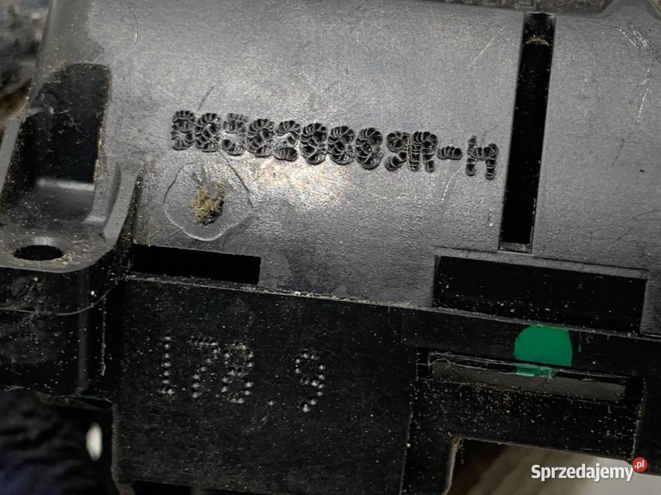 ZAMEK DRZWI PRAWY PRZÓD OPEL MOVANO B Bus