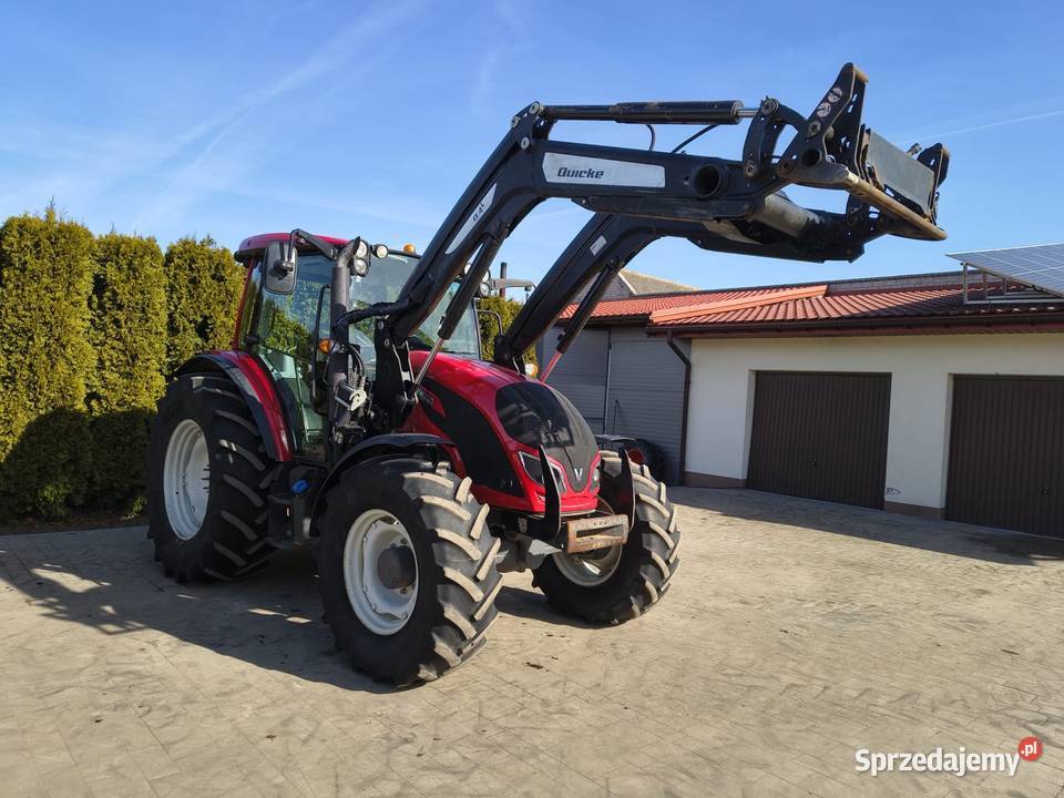 Valtra A134 z ładowaczem Grabów Szlachecki