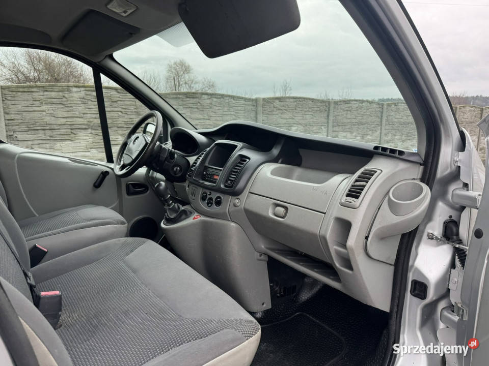 Opel Vivaro Opel Vivaro L1H1 20 CDTI immobilizer wielkopolskie Karolinki