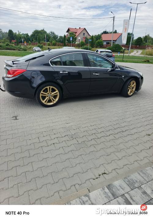 Opel Insignia nieuszkodzony