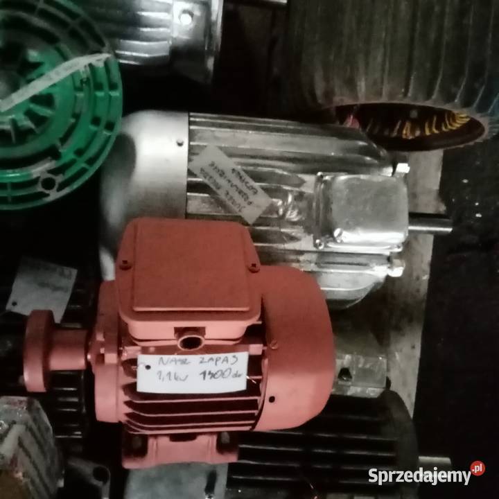 Sprzedam silnik elektryczny 4kW 2800obrmin oska Jarocin sprzedam