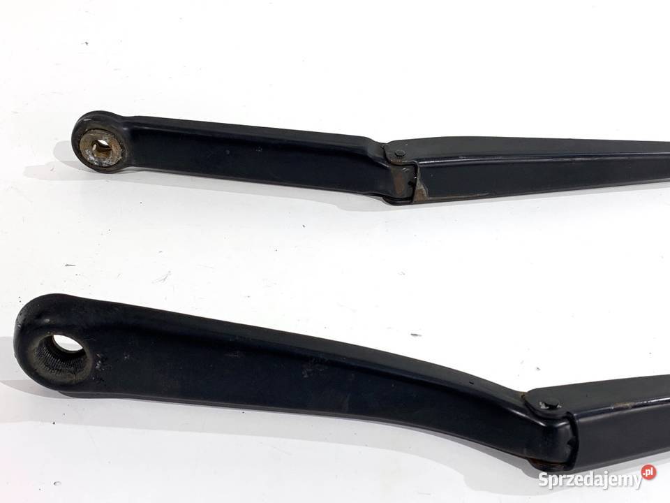 RAMIĘ WYCIERACZKI KOMPLET PRZÓD BMW E83 0311