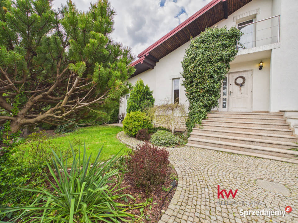 Dom wolnostojący 280m2 Janów