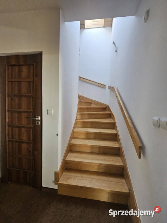 Komfortowy dom na wzgórzu z dużą działką i utwardzona Trzebinia