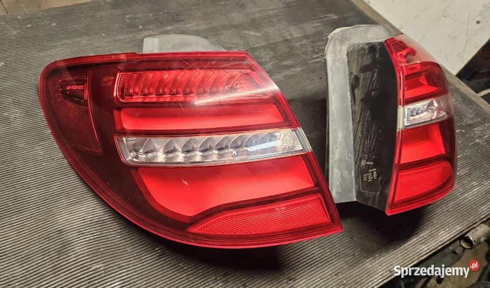 Mercedes Benz W246 lift lampy tyl led Lampy tylne Jarosław