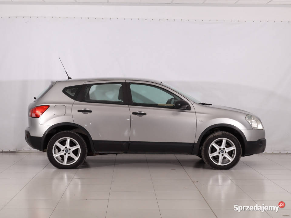 Nissan Qashqai 16 180615km Piaseczno