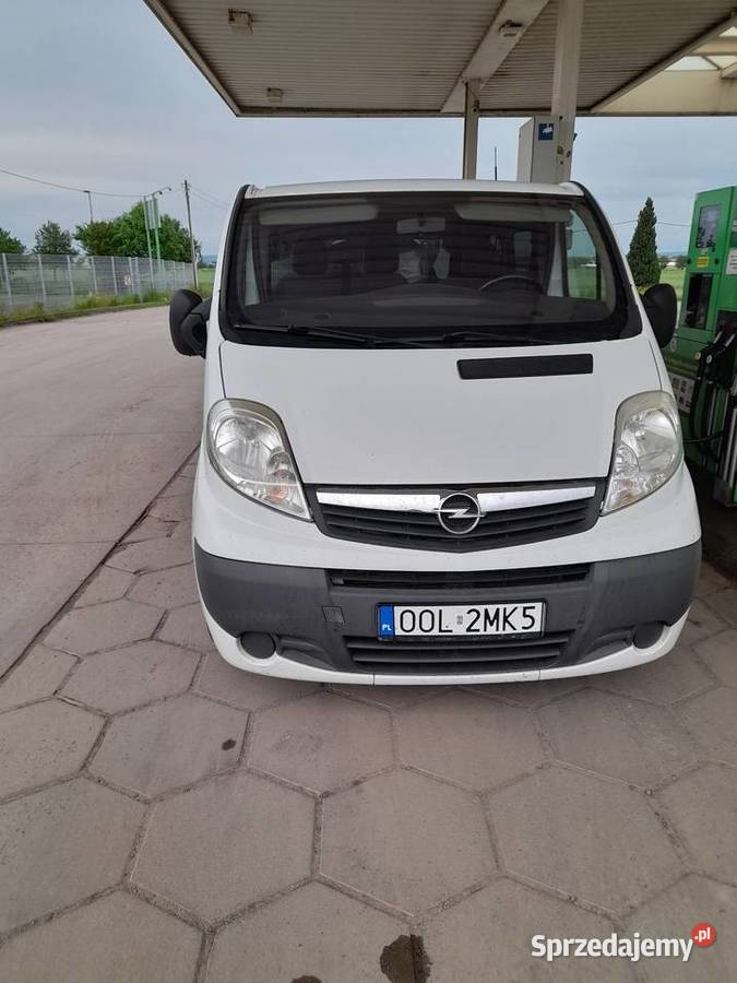 Samochód 9 osobowy 2012 rvivaro 20 l Olesno