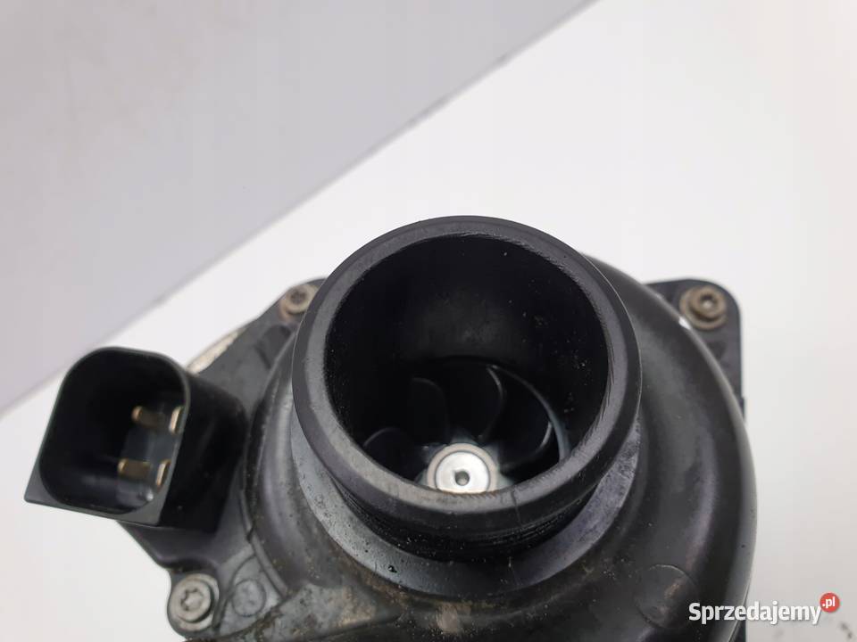 BMW X5 E70 30 i ELEKTRYCZNA POMPA WODY 11868015 lubelskie Janów sprzedam