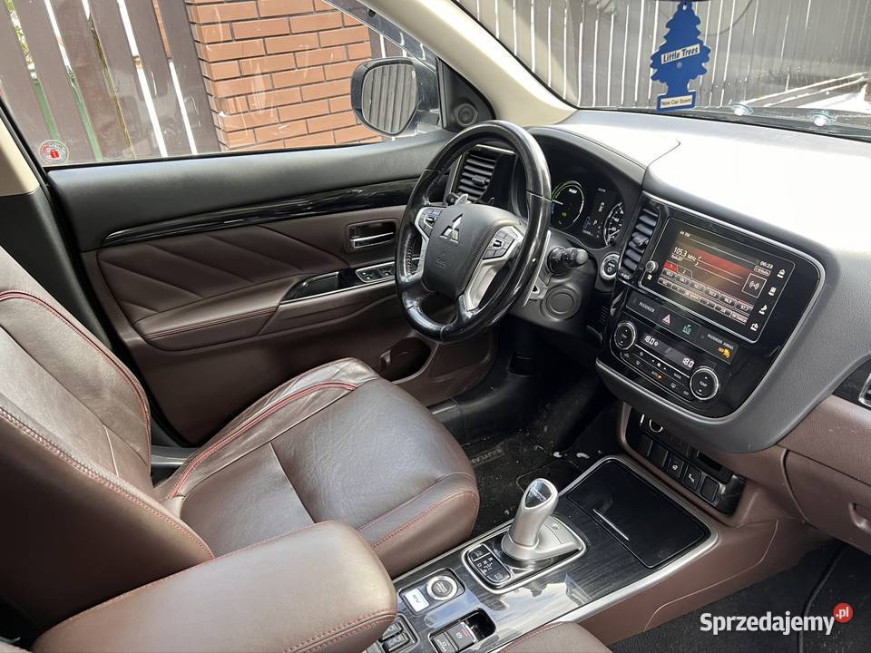 MITSUBISHI Outlander PHEV 4x4 20 hybryda 2018 automatyczna Mitsubishi Lublin sprzedam