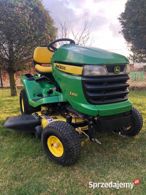 Kosiarka JOHN DEERE X300