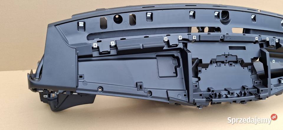 IVECO DAILY 14 DESKA ROZDZIELCZA KOKPIT KONSOLA Bieleń sprzedam