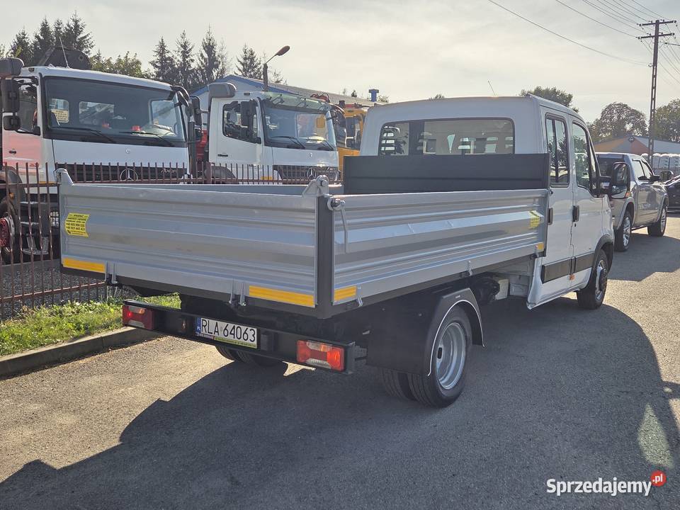 IVECO DAILY 35C12 Doka 7 osób Kiper 3m Pilot Rok produkcji 2008 Łańcut