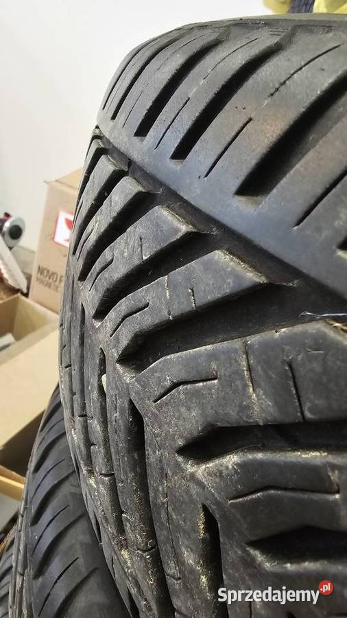 Felgi aluminiowe Nissan z oponami Kormoran Boguchwała